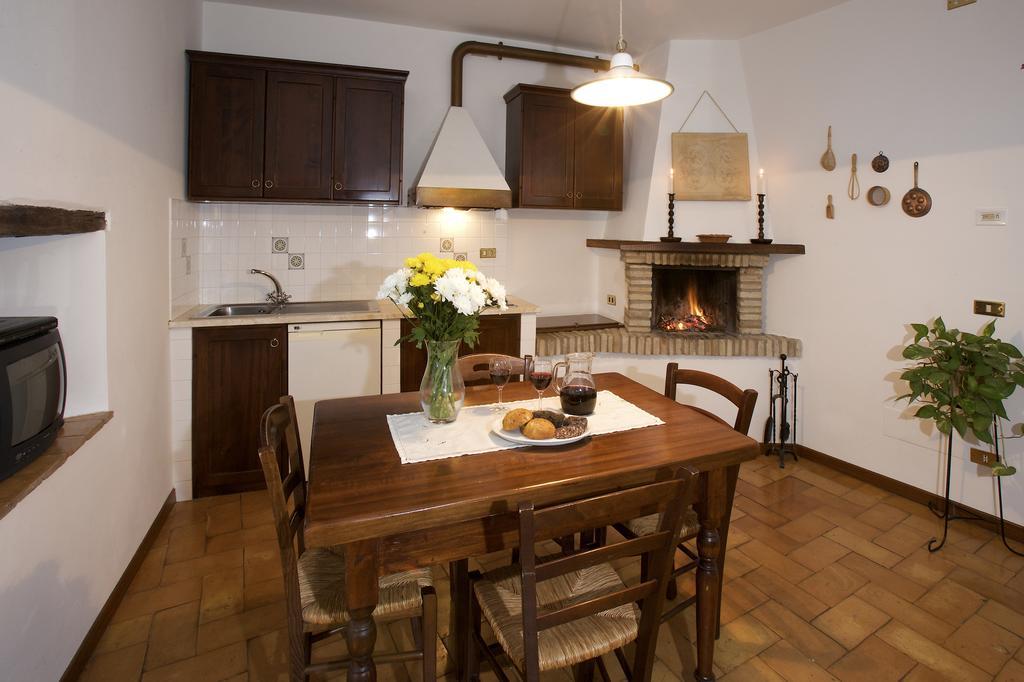 Brigolante Guest Apartments Assisi Bilik gambar